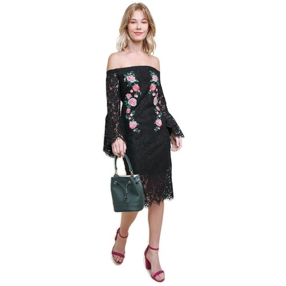 Umgee Dresses & Skirts - Umgee Floral Lace Bell Sleeve Midi Dress